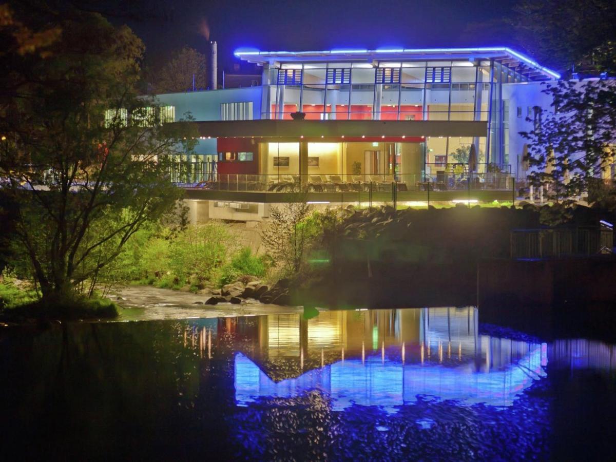 Home With Lots Of Light And A Great View Thale Habitación foto